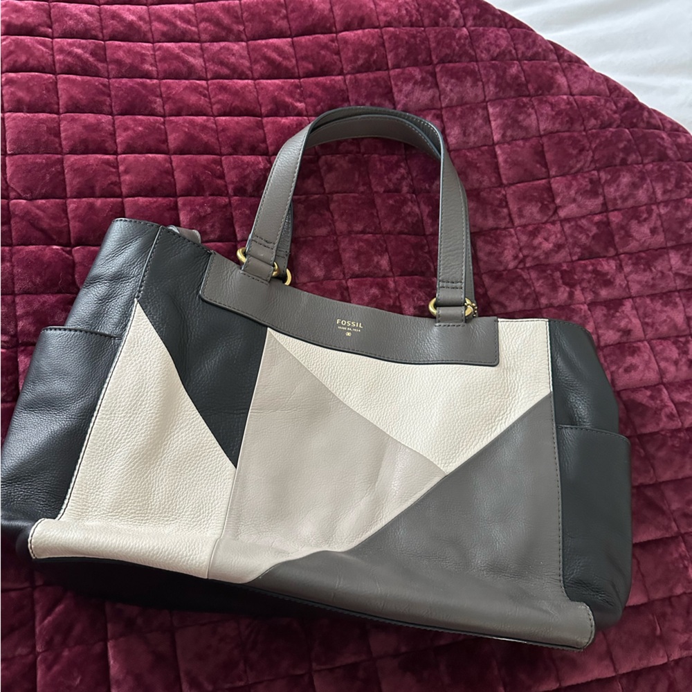 Fossil Leather tote